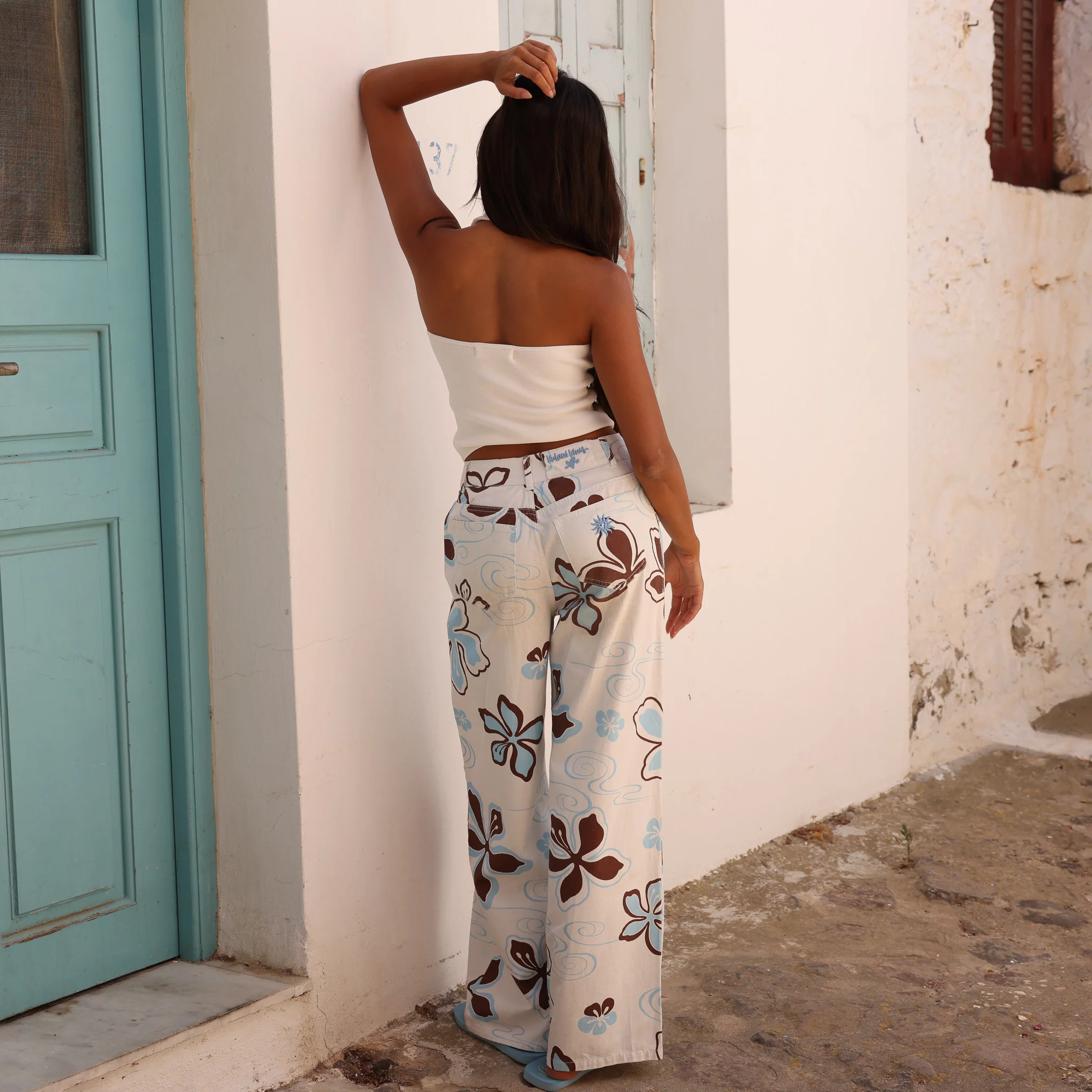 Straight Leg Printed Jean - Coco Lush - Image 10